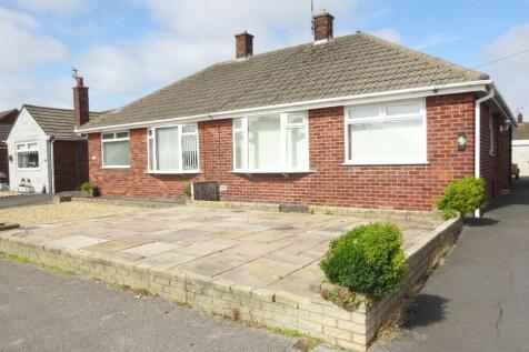 2 bedroom semi-detached bungalow for sale