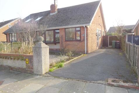 2 bedroom semi-detached bungalow for sale