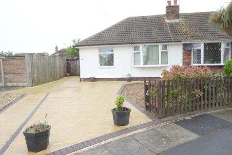 1 bedroom semi-detached bungalow for sale