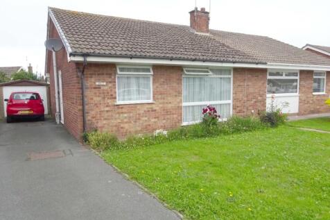 2 bedroom semi-detached bungalow for sale