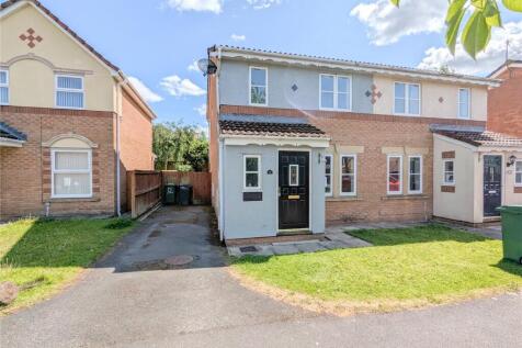 3 bedroom semi-detached house for sale
