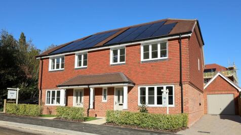 Templegate, Off Keymer Road, RH15 3 bed semi