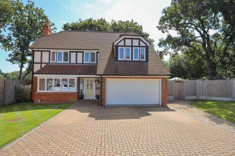 The Squires, Burgess Hill, RH15 4 bed detached house for sale