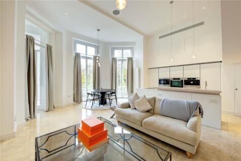 Hyde Park Gate, London, SW7 3 bed apartment for sale