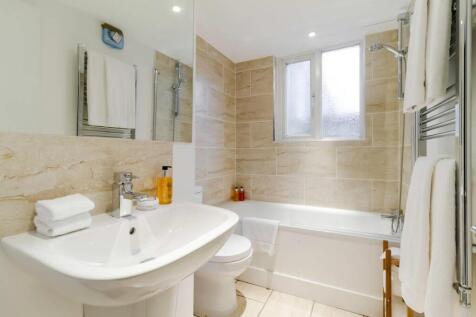 Sandmere Road, London SW4 1 bed apartment for sale