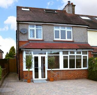 4 bedroom semi-detached house for sale