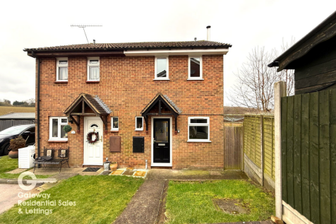 2 bedroom semi-detached house for sale