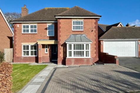 Meadow Dale Drive, Telford TF5 4 bed detached house for sale