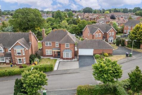 Meadow Dale Drive, Telford TF5 4 bed detached house for sale