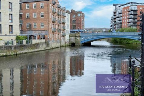 Leeds LS1 2 bed apartment for sale
