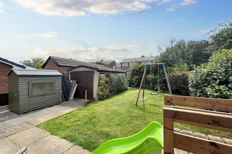 2 bedroom semi-detached bungalow for sale