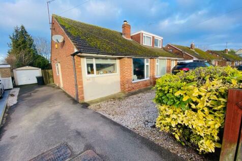 2 bedroom semi-detached bungalow for sale