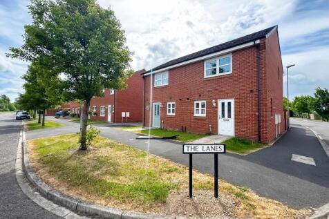 2 bedroom semi-detached house for sale