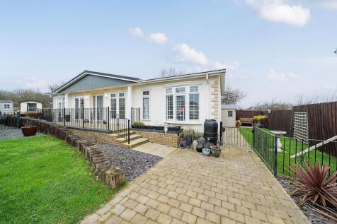 Bude EX23 2 bed park home for sale