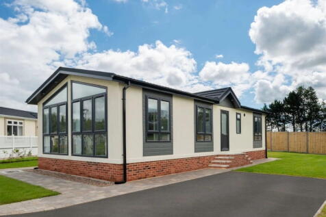 Bude EX23 2 bed park home for sale