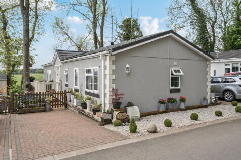 2 bedroom park home for sale