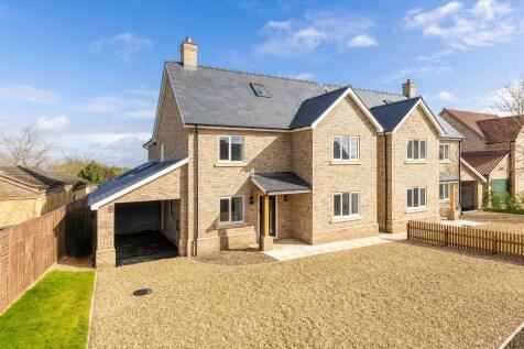 5 bedroom detached house for sale