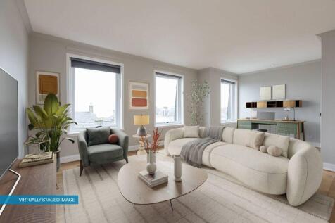 3 bedroom flat for sale