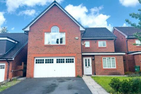 4 bedroom detached house for sale