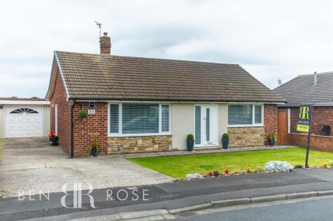Osbert Croft, Preston PR4 3 bed detached bungalow for sale