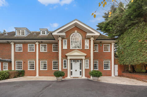 London N2 8 bed detached house for sale