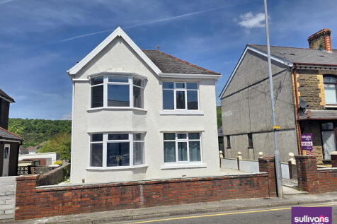 Wern Road, Neath SA10 3 bed detached house for sale