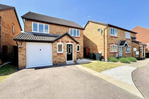 Nicholls Close, Barton Le Clay... 4 bed detached house for sale