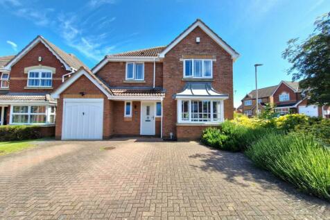 4 bedroom detached house for sale