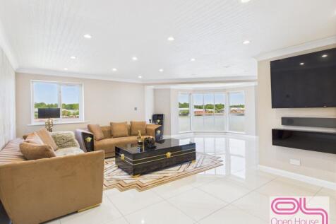 3 bedroom apartment for sale