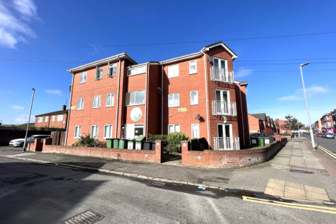 Wallasey CH44 2 bed flat for sale