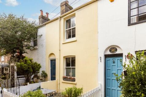 2 bedroom house for sale