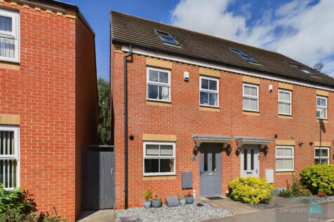 Whitworth Close, Brierley Hill DY5 3 bed end of terrace house for sale