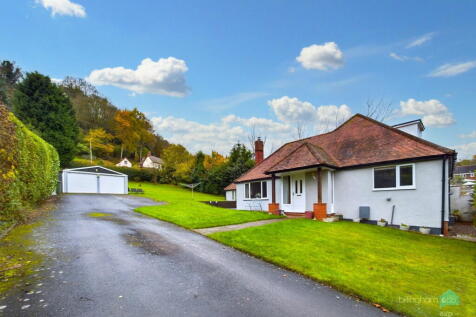 4 bedroom detached bungalow for sale