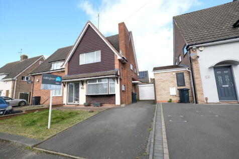 2 bedroom semi-detached house for sale