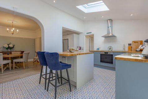 Bridgnorth Road, Stourbridge DY7 3 bed detached house for sale