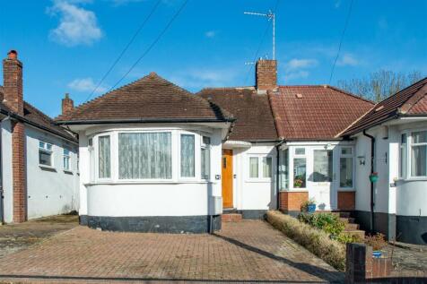 3 bedroom semi-detached bungalow for sale