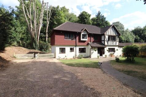 Brenchley Close, Chislehurst BR7 5 bed detached house for sale