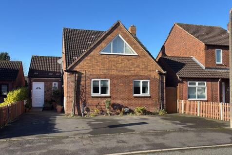 Admirals Way, Shifnal TF11 3 bed detached house for sale