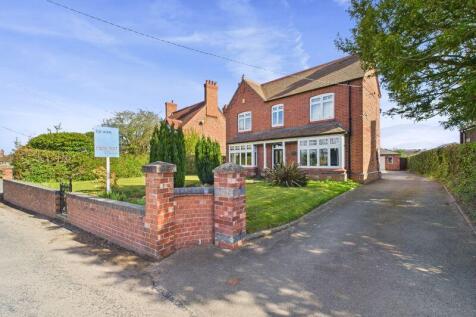 Shrewsbury Road, Newport TF10 4 bed detached house for sale