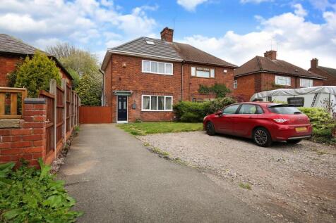 High Street, Doveridge, Ashbourne 2 bed semi