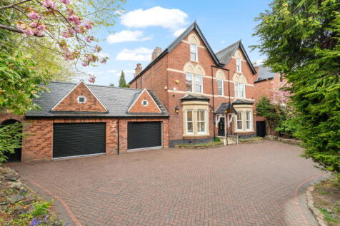7 bedroom detached house for sale