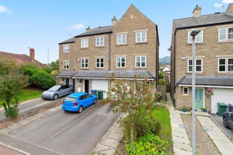 Low Beck, Ilkley LS29 4 bed house for sale