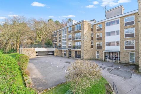 12a Ferndale Court, Ilkley LS29 2 bed apartment for sale