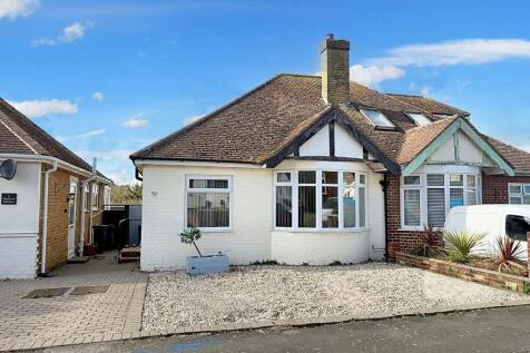 2 bedroom semi-detached bungalow for sale