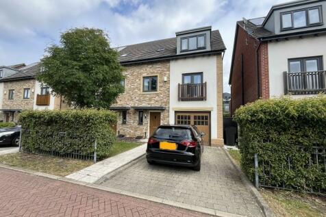 4 bedroom semi-detached house for sale