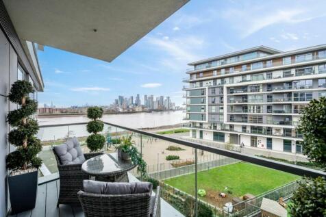Harrison Walk, London SE10 2 bed flat for sale