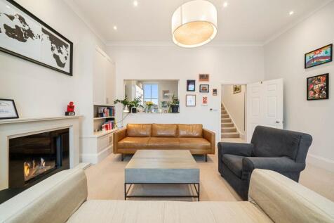4 bedroom flat for sale