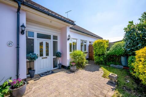 Highfield Road, Chislehurst BR7 4 bed detached house for sale