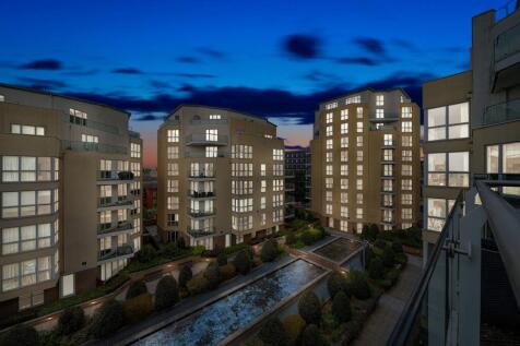 Water Gardens Square, London SE16 2 bed apartment for sale
