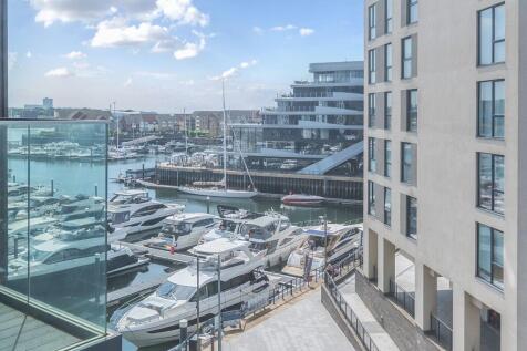 Ocean Way, Southampton SO14 2 bed flat for sale